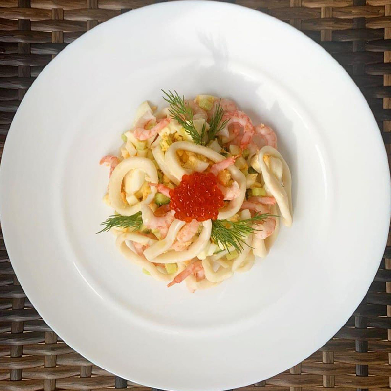 Салат «Морской DeLuxe»