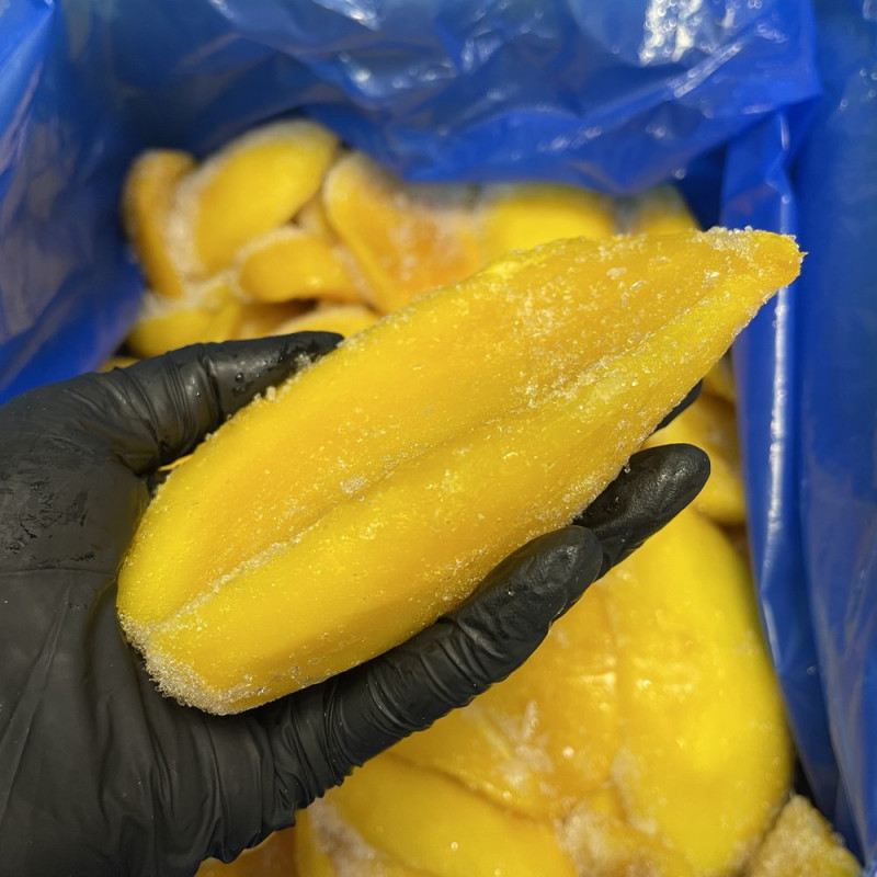 Манго половинки замороженные